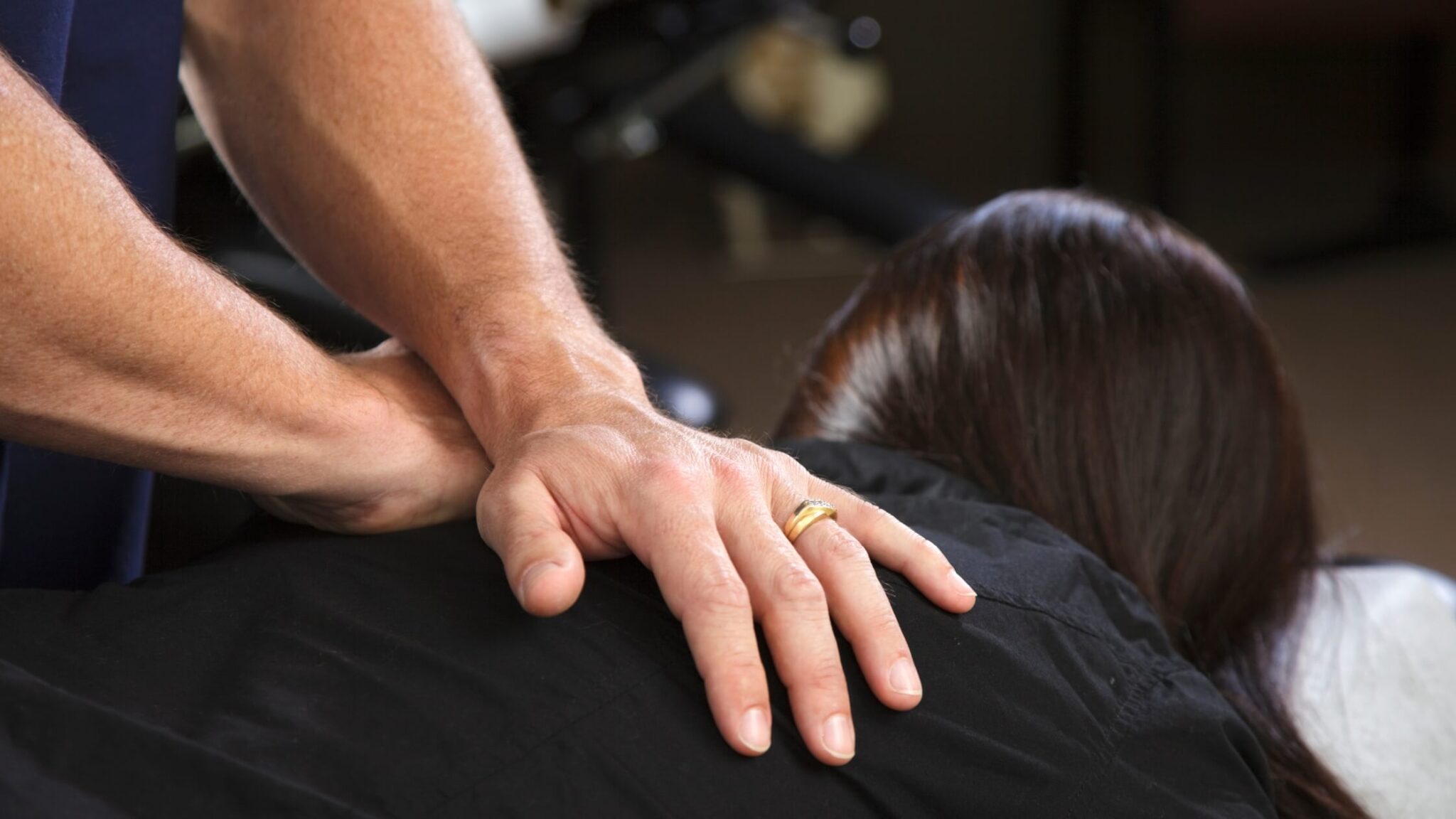 Chiropractic vs Physical Therapy in Fresno CA_ Which Is Right for Your Pain